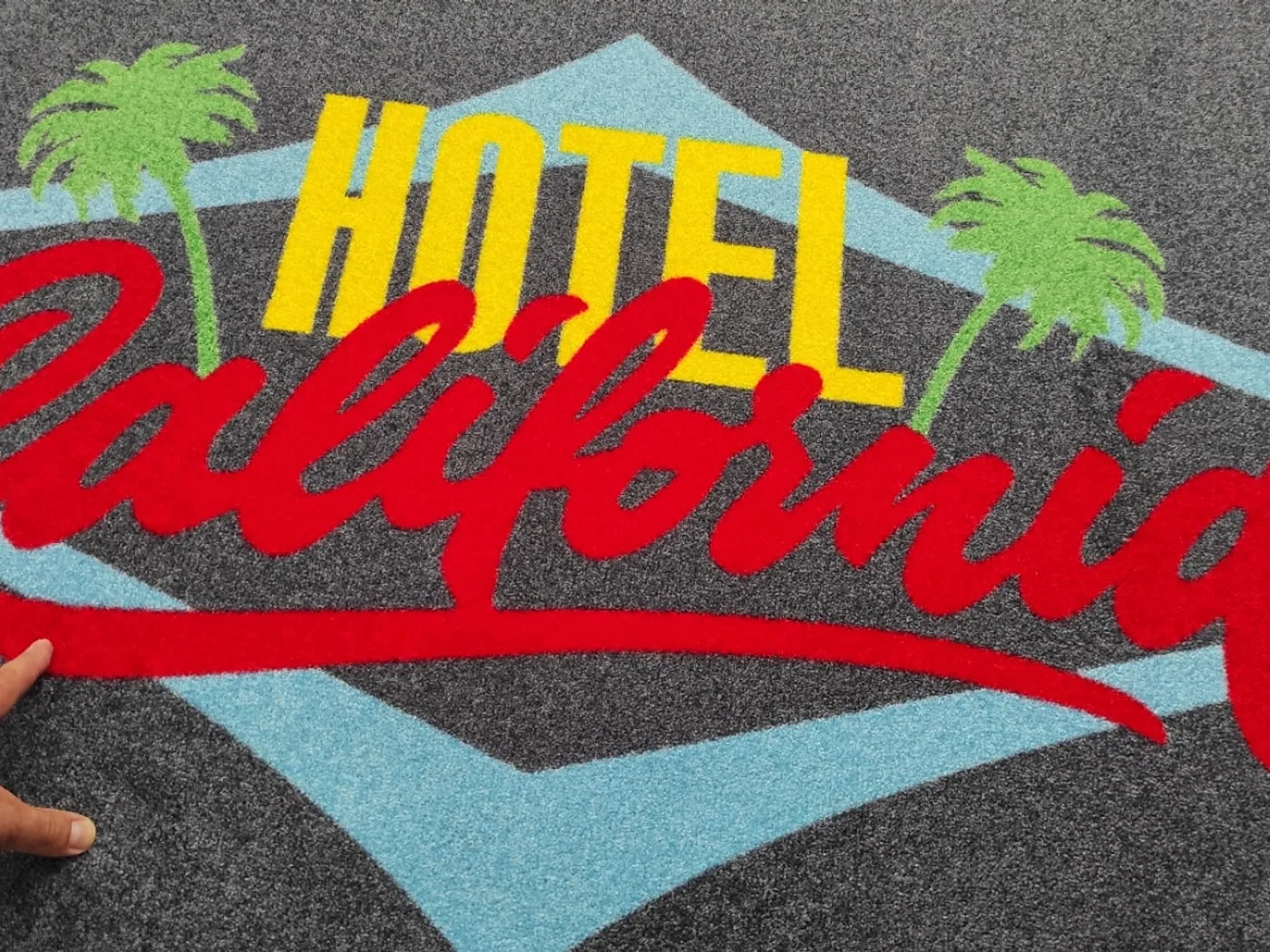 Alfombra personalizada Vegasmat modelo A8 Prime Exclusive